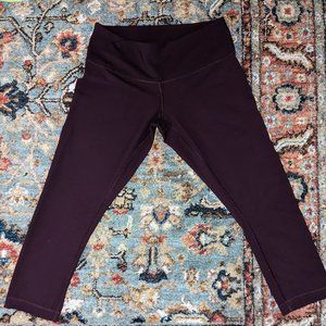 Lululemon crop leggings size 6